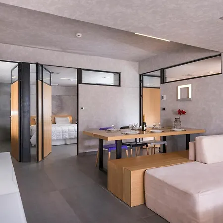 Icarus Hotel apartamentowy