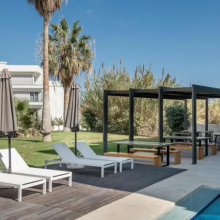 Icarus Aparthotel Kalamaki (Chania)