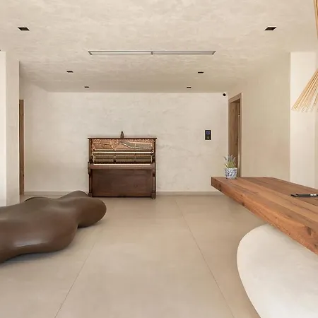 Aparthotel Icarus